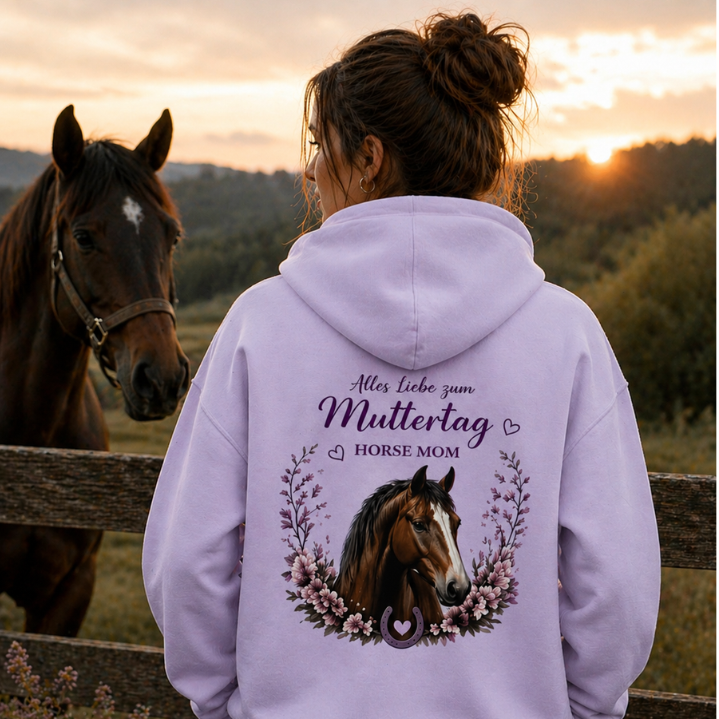 Hoodie mit Pferde Design – Muttertag Geschenk Horse Mom – Kapuzenpullover mit Rückenprint