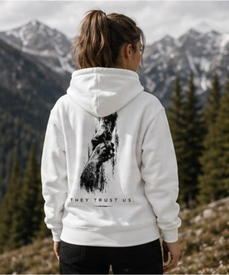 Hoodie „They Trust Us.“ Hund & Mensch Statement Hoodie